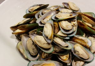 海鮮自助配海景，生蠔無限量暢享，出示此文立減19刀還贈飲品